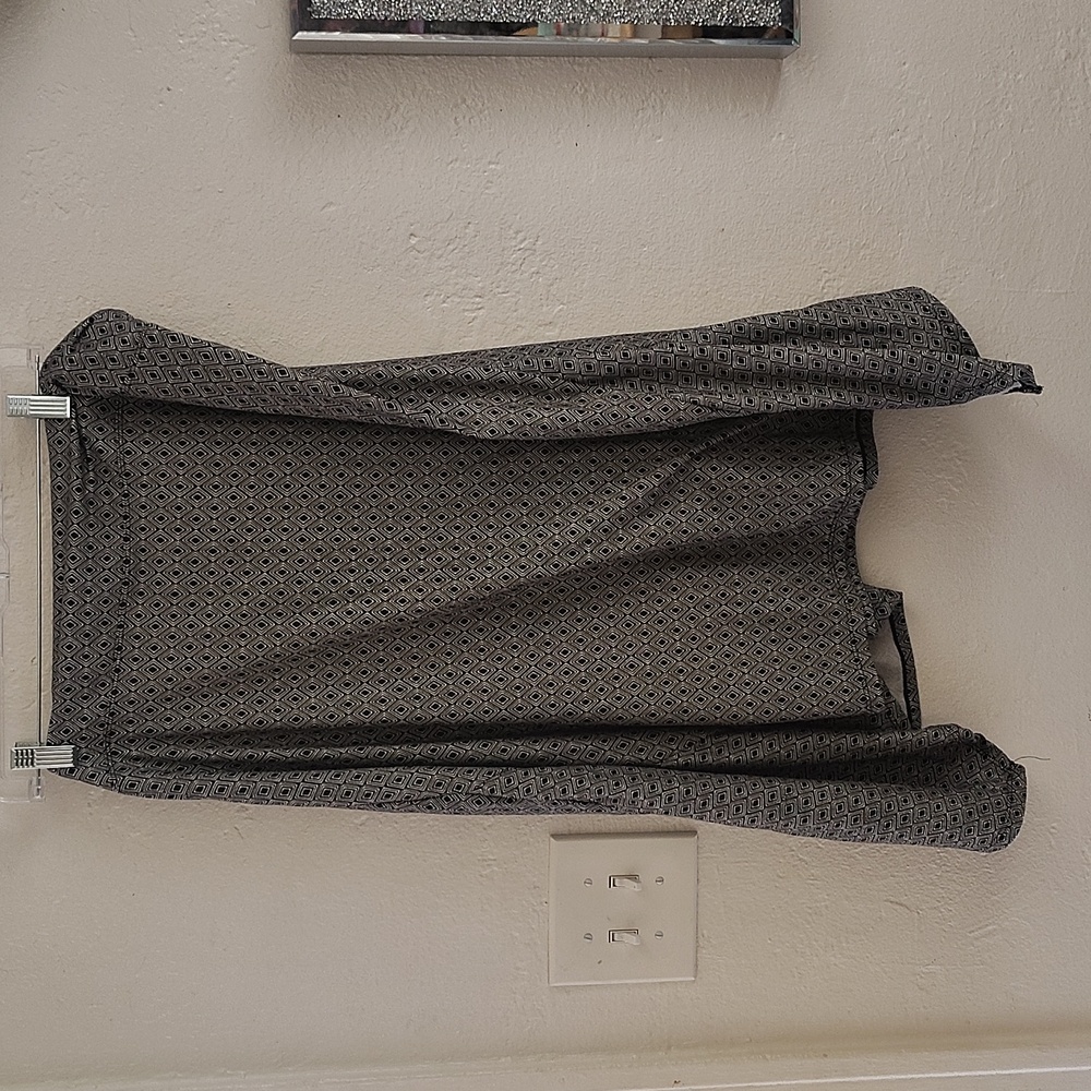 Skirt asymmetrical black grey white square pattern